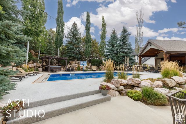 3532 N LAYTON RIDGE DR, Layton, UT 84040