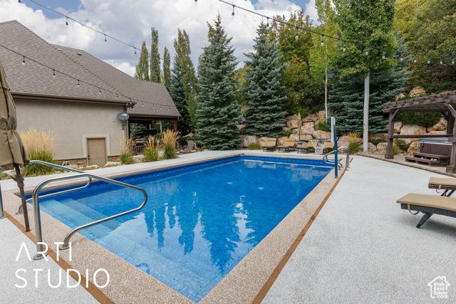 3532 N LAYTON RIDGE DR, Layton, UT 84040
