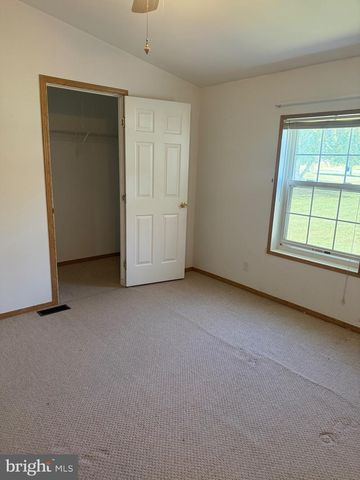 2196 ANDREWS LAKE RD, Felton, DE 19943