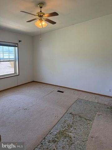 2196 ANDREWS LAKE RD, Felton, DE 19943