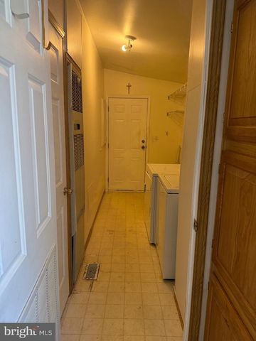 2196 ANDREWS LAKE RD, Felton, DE 19943