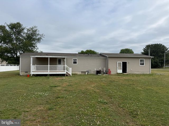 2196 ANDREWS LAKE RD, Felton, DE 19943