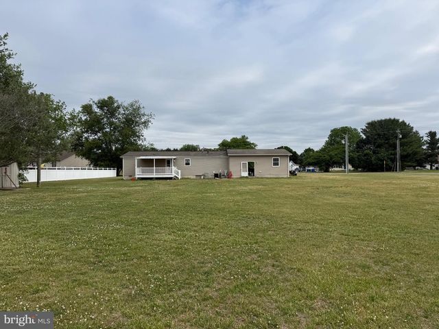 2196 ANDREWS LAKE RD, Felton, DE 19943