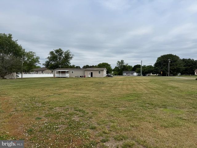2196 ANDREWS LAKE RD, Felton, DE 19943