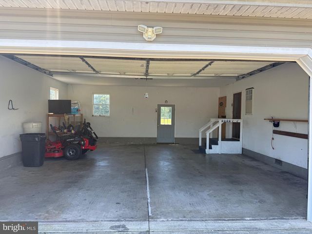 2196 ANDREWS LAKE RD, Felton, DE 19943