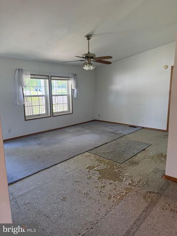 2196 ANDREWS LAKE RD, Felton, DE 19943