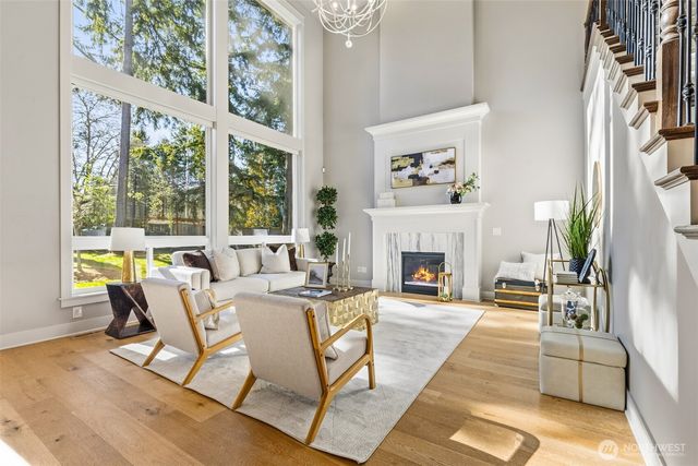 14003 NE 6th Place, Bellevue, WA 98007