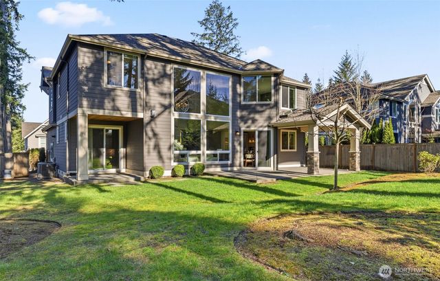 14003 NE 6th Place, Bellevue, WA 98007