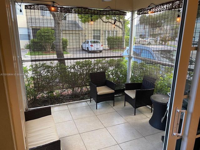 10931 Jewel Box Ln, Tamarac, FL 33321