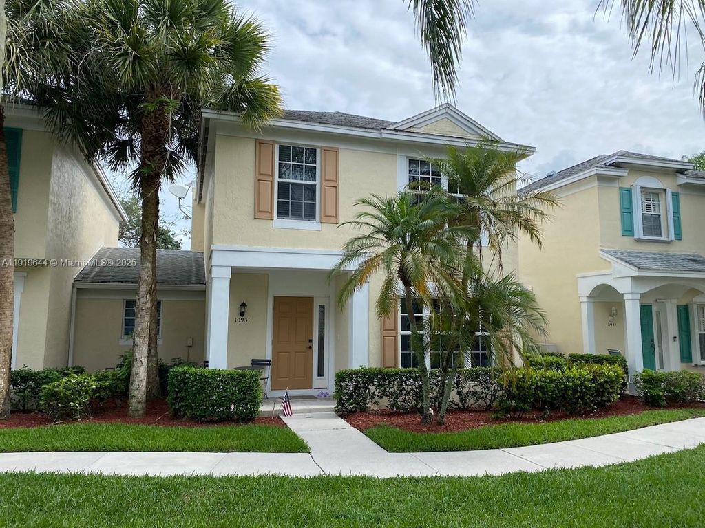 10931 Jewel Box Ln, Tamarac, FL 33321