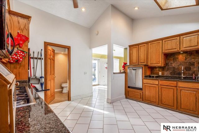 6322 Hamilton Street, Omaha, NE 68132