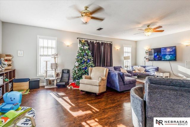 6322 Hamilton Street, Omaha, NE 68132