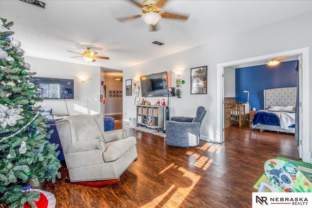 6322 Hamilton Street, Omaha, NE 68132