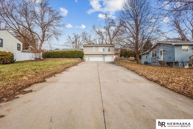 6322 Hamilton Street, Omaha, NE 68132