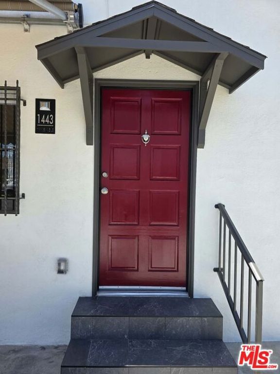1443 N Mariposa Avenue, Los Angeles, CA 90027