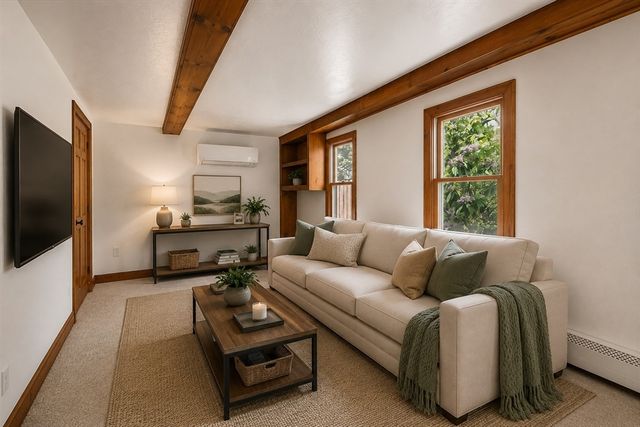 17 Stafford St, Plymouth, MA 02360