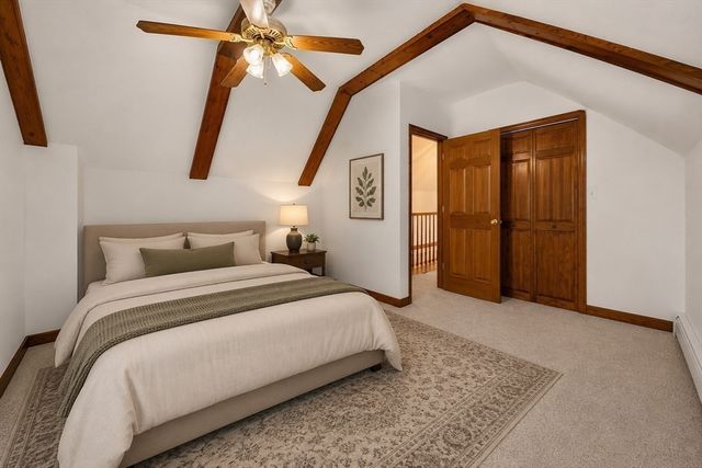 17 Stafford St, Plymouth, MA 02360