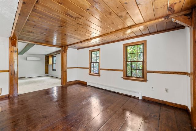 17 Stafford St, Plymouth, MA 02360