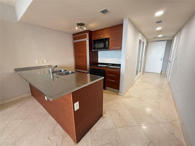 1850 S OCEAN DR 4009, Hallandale Beach, FL 33009