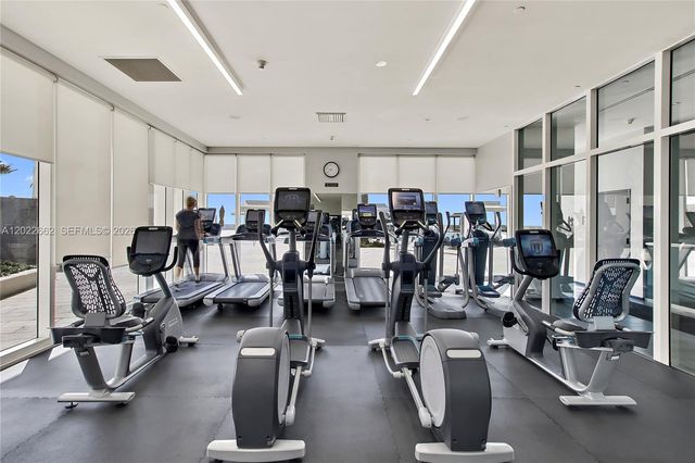 1850 S OCEAN DR 4009, Hallandale Beach, FL 33009