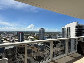 1850 S OCEAN DR 4009, Hallandale Beach, FL 33009