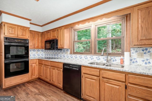 6088 Mill Stone Run, Tucker, GA 30087