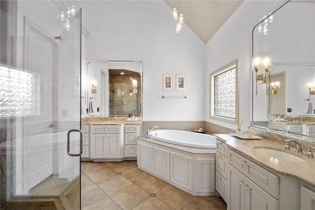 7003 W Balmoral Drive, Rogers, AR 72758