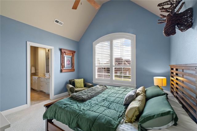 7003 W Balmoral Drive, Rogers, AR 72758