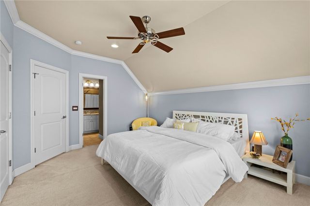 7003 W Balmoral Drive, Rogers, AR 72758