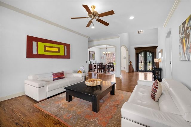 7003 W Balmoral Drive, Rogers, AR 72758