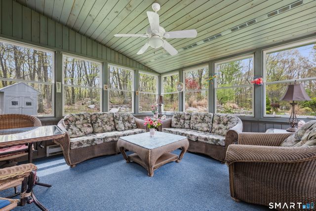 18 Doe Place, Shelton, CT 06484