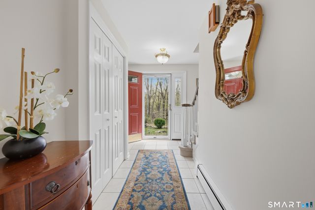 18 Doe Place, Shelton, CT 06484