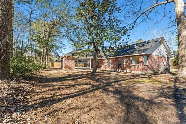 9038 Sarah St, Denham Springs, LA 70706