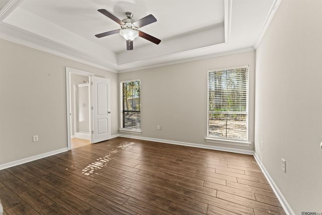 9038 Sarah St, Denham Springs, LA 70706