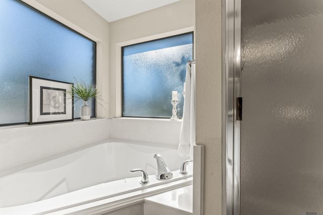 9038 Sarah St, Denham Springs, LA 70706