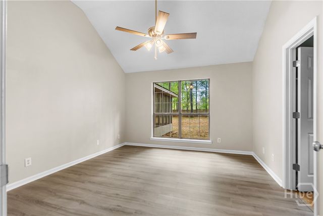 114 Bradford Drive, Bloomingdale, GA 31302