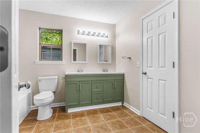 114 Bradford Drive, Bloomingdale, GA 31302