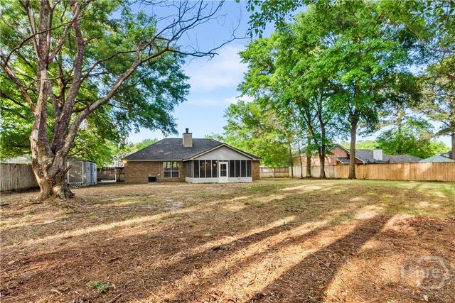 114 Bradford Drive, Bloomingdale, GA 31302