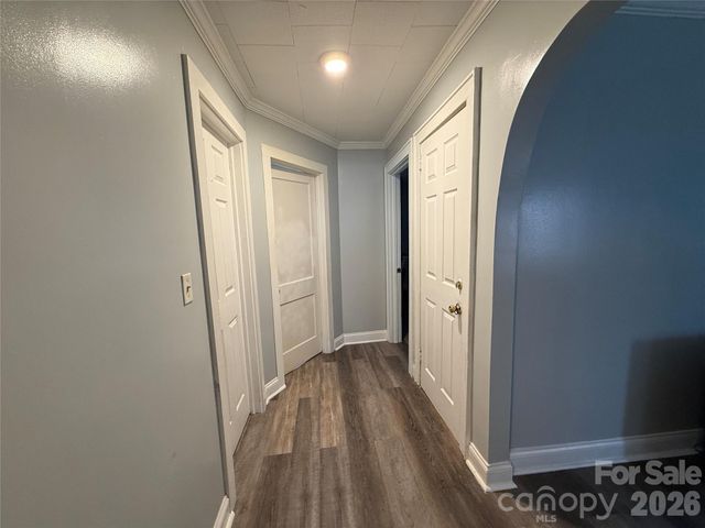 709 Dixie Avenue NW, Valdese, NC 28690