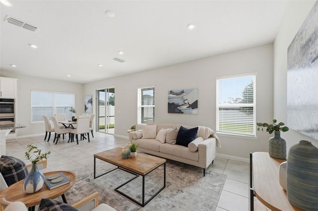 895 SYDNEY STREET, Davenport, FL 33837