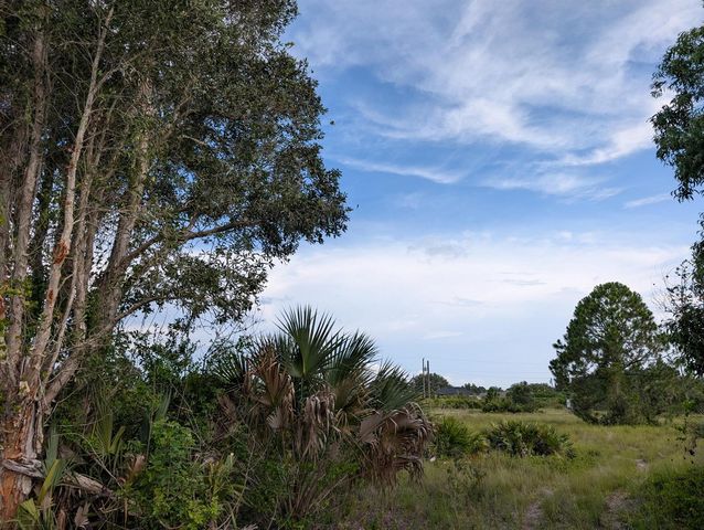 3015 64th Street W, Lehigh Acres, FL 33971