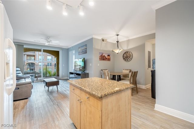 2825 Palm Beach BLVD 615, Fort Myers, FL 33916