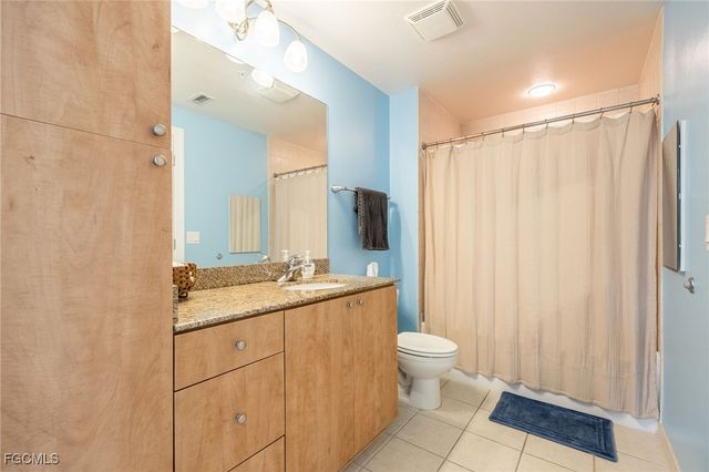 2825 Palm Beach BLVD 615, Fort Myers, FL 33916