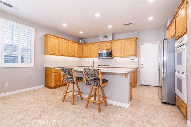 18322 Owl Court, Canyon Country (santa Clarita), CA 91387
