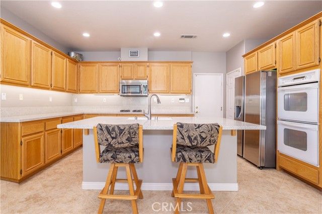 18322 Owl Court, Canyon Country (santa Clarita), CA 91387