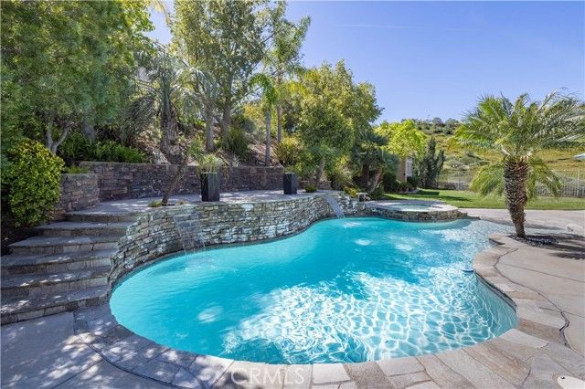 18322 Owl Court, Canyon Country (santa Clarita), CA 91387