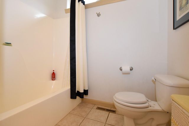 2564 SW Valleyview Drive, Redmond, OR 97756