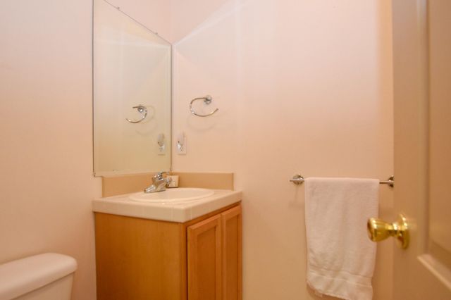 2564 SW Valleyview Drive, Redmond, OR 97756