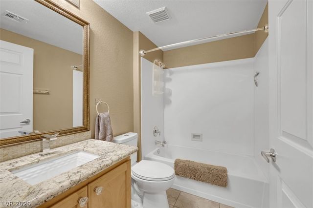 3975 North Hualapai Way 227, Las Vegas, NV 89129