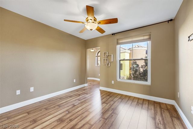 3975 North Hualapai Way 227, Las Vegas, NV 89129